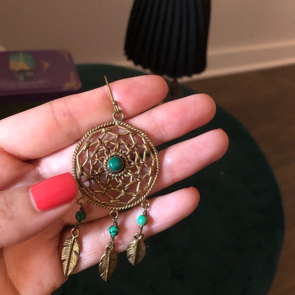 Dangling Earrings with Malachite Crystals